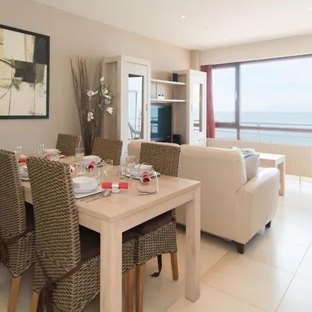 Splendid With Serene View Apartman *