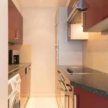 Splendid With Serene View Apartman